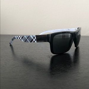 Burberry sunglasses